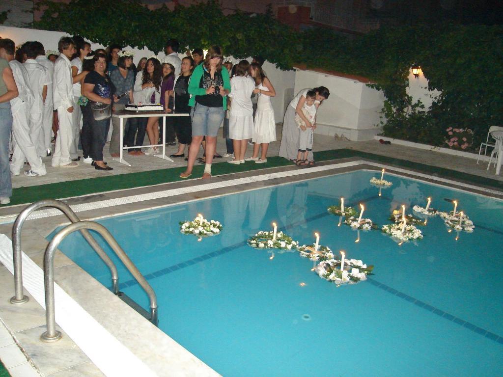 Ayda Hotel Kusadasi Habitación foto